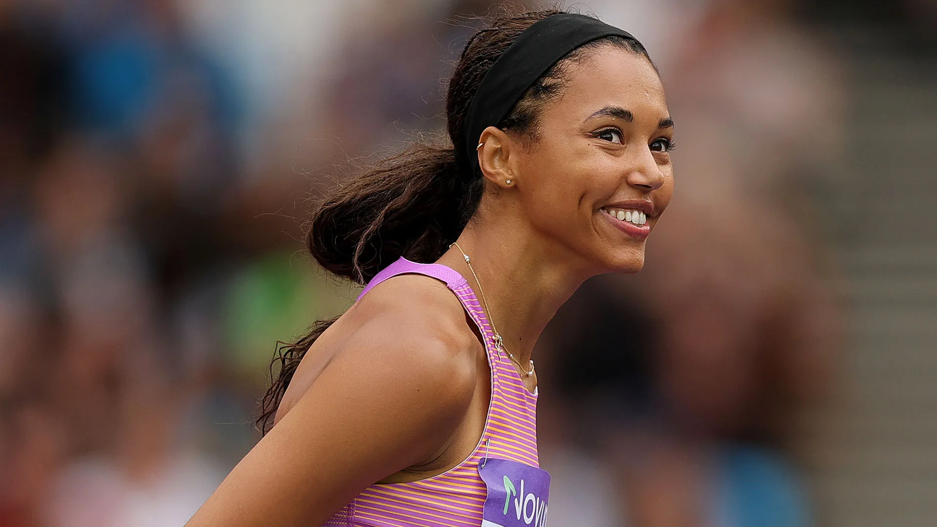 La campionessa britannica affianca la carriera da atleta a quella da modella
