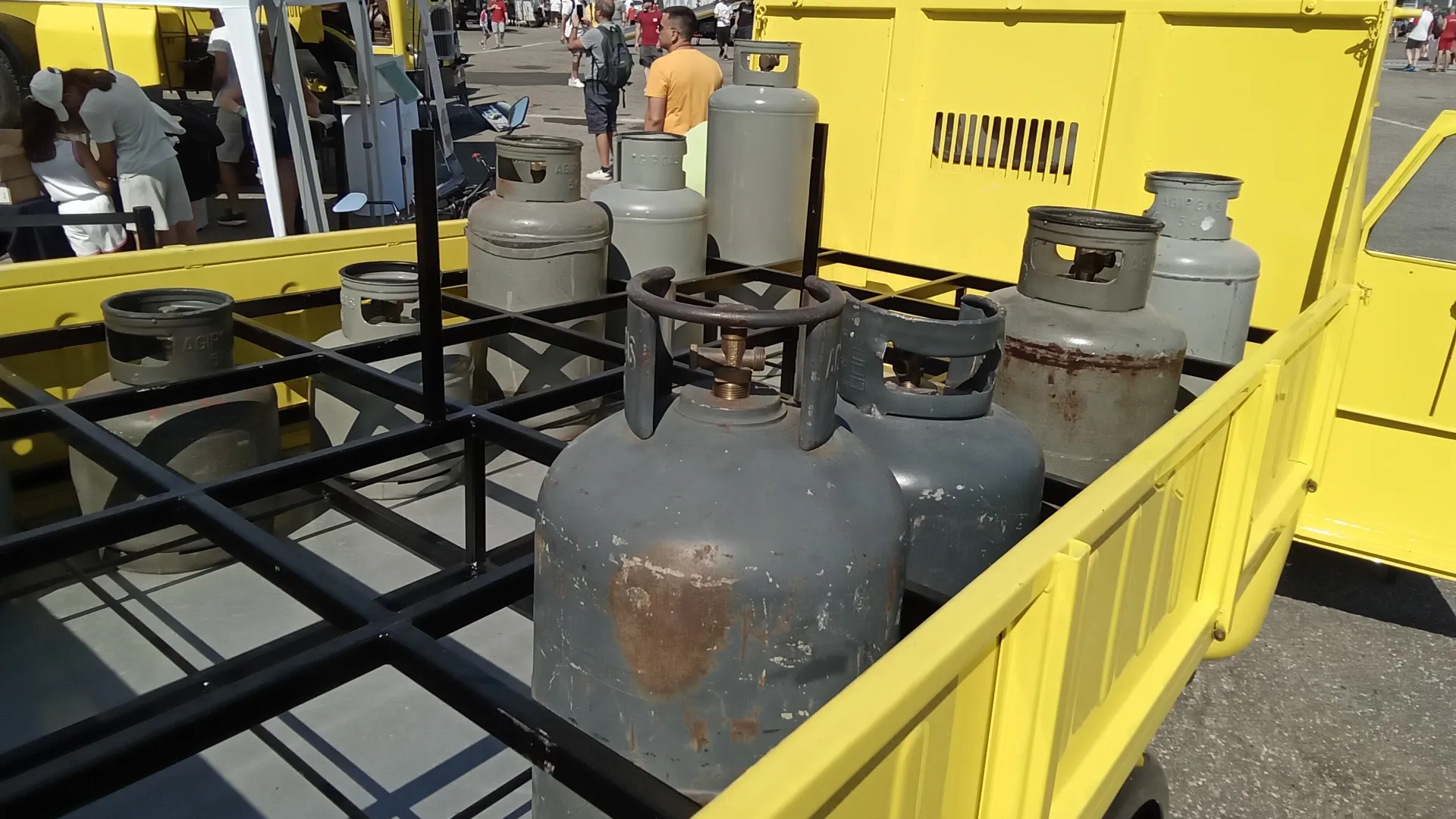 Produzione fino al 1980: più pesante dei predecessori con portata massima di 1500 kg.