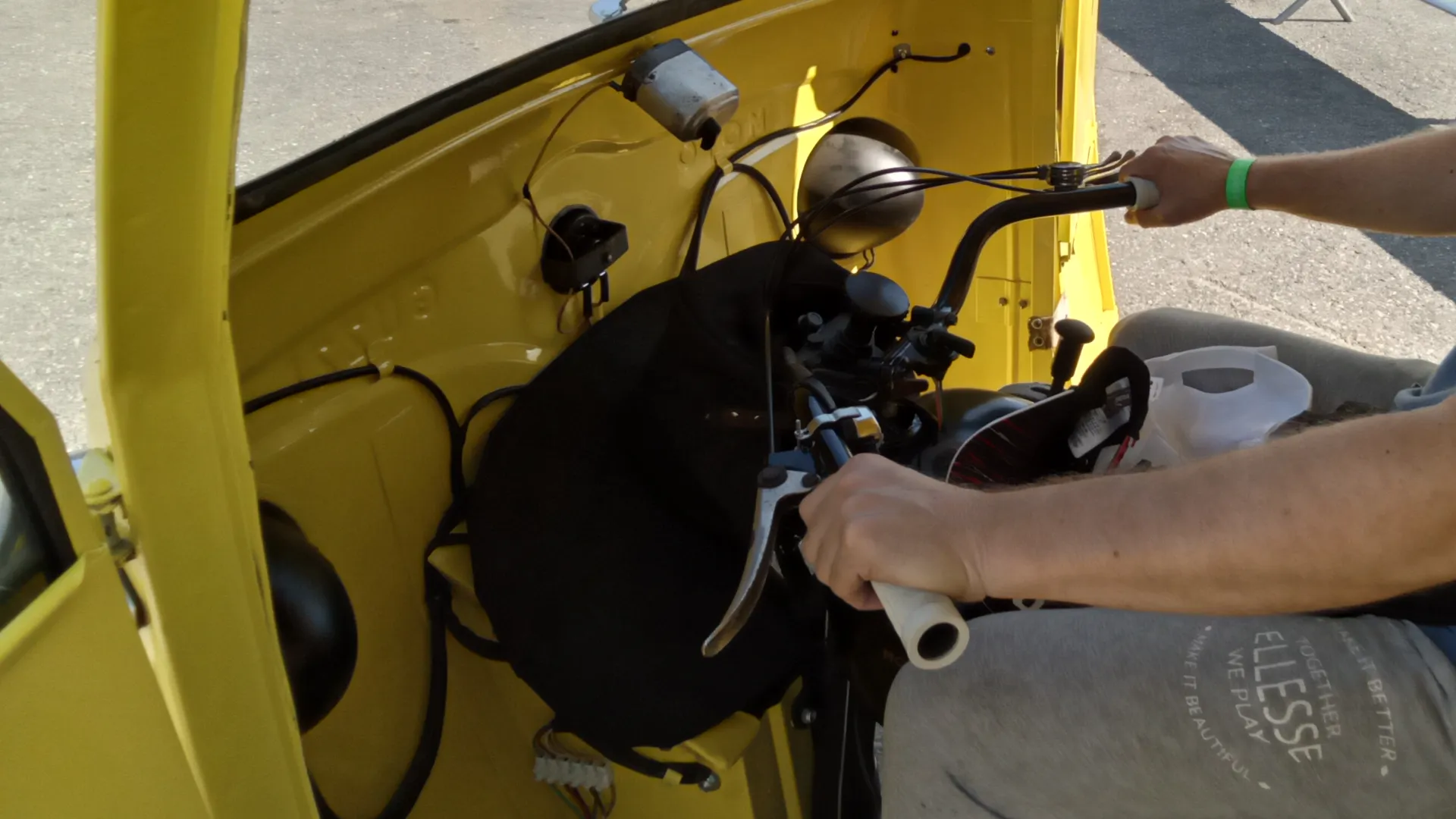 Il Motocarro Ercole debutta nel 1946 e diventa subito il mezzo da lavoro essenziale del dopoguerra.