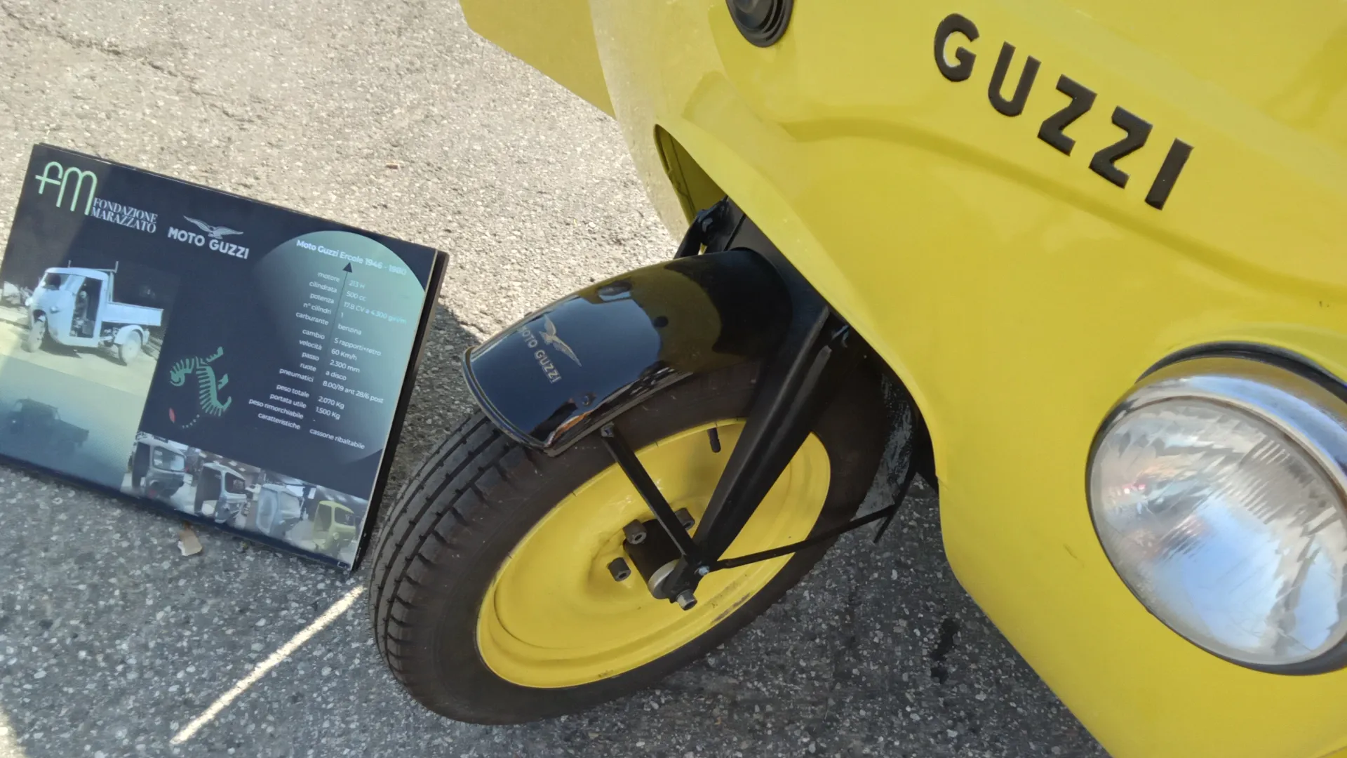 Il motore da 500 cc a basso consumo lo rende l'alleato prezioso di artigiani e commercianti.