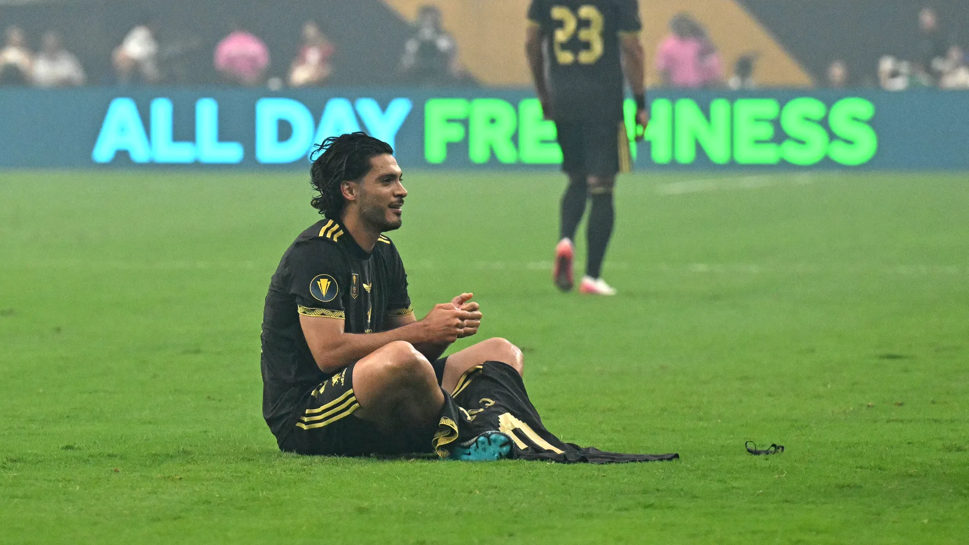Dopo il gol, Raul Jimenez ha reso omaggio a Diogo Jota