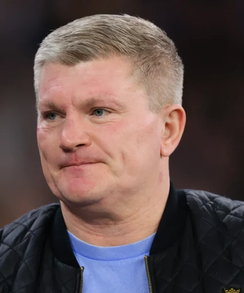 Trovato morto l’ex campione del mondo Ricky Hatton