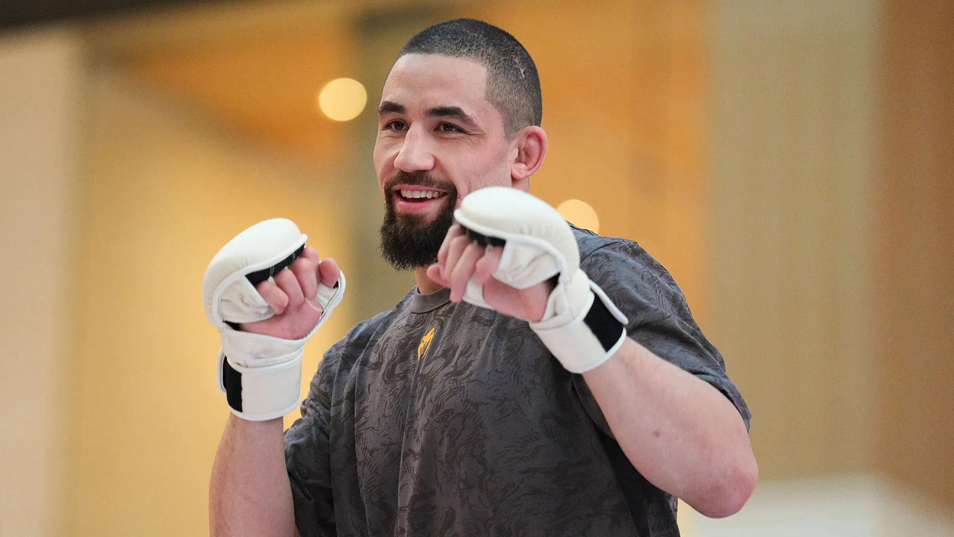 Sabato Robert Whittaker affronterà Reinier de Ridder ad Abu Dhabi
