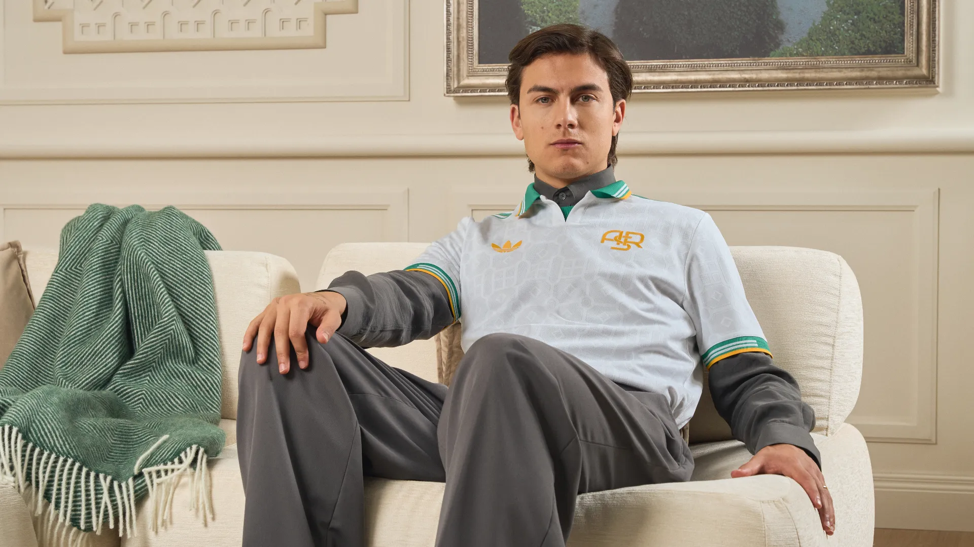 ... presenta un design unico ispirato al verde delle ville romane
