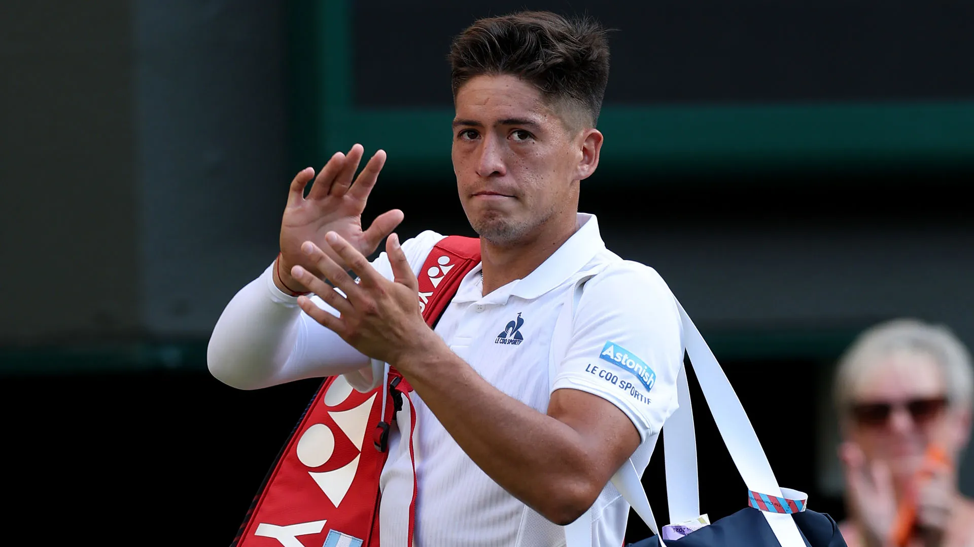 Con il ritiro di Baez, Draper avanza dunque al secondo turno di Wimbledon
