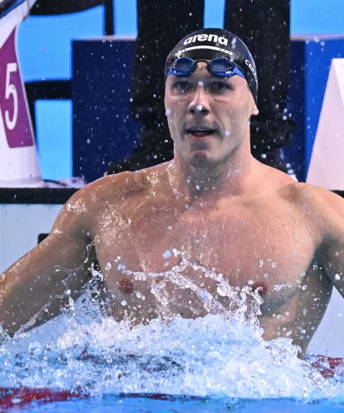 Mondiali, Simone Cerasuolo oro nei 50 rana
