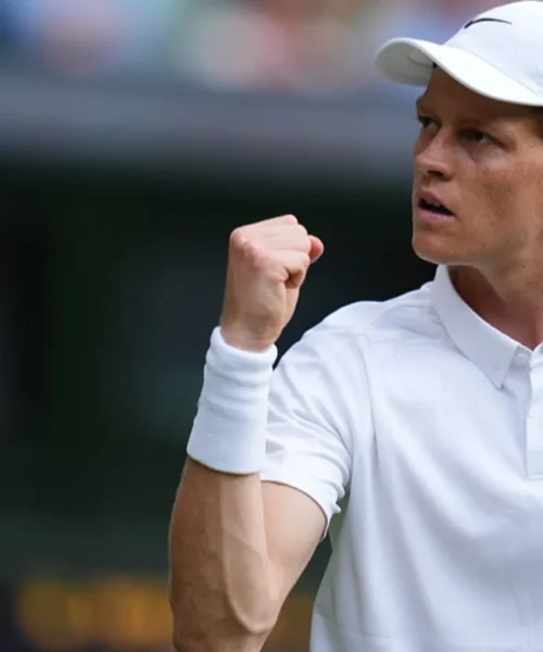 Wimbledon, Jannik Sinner e Lorenzo Sonego volano al terzo turno