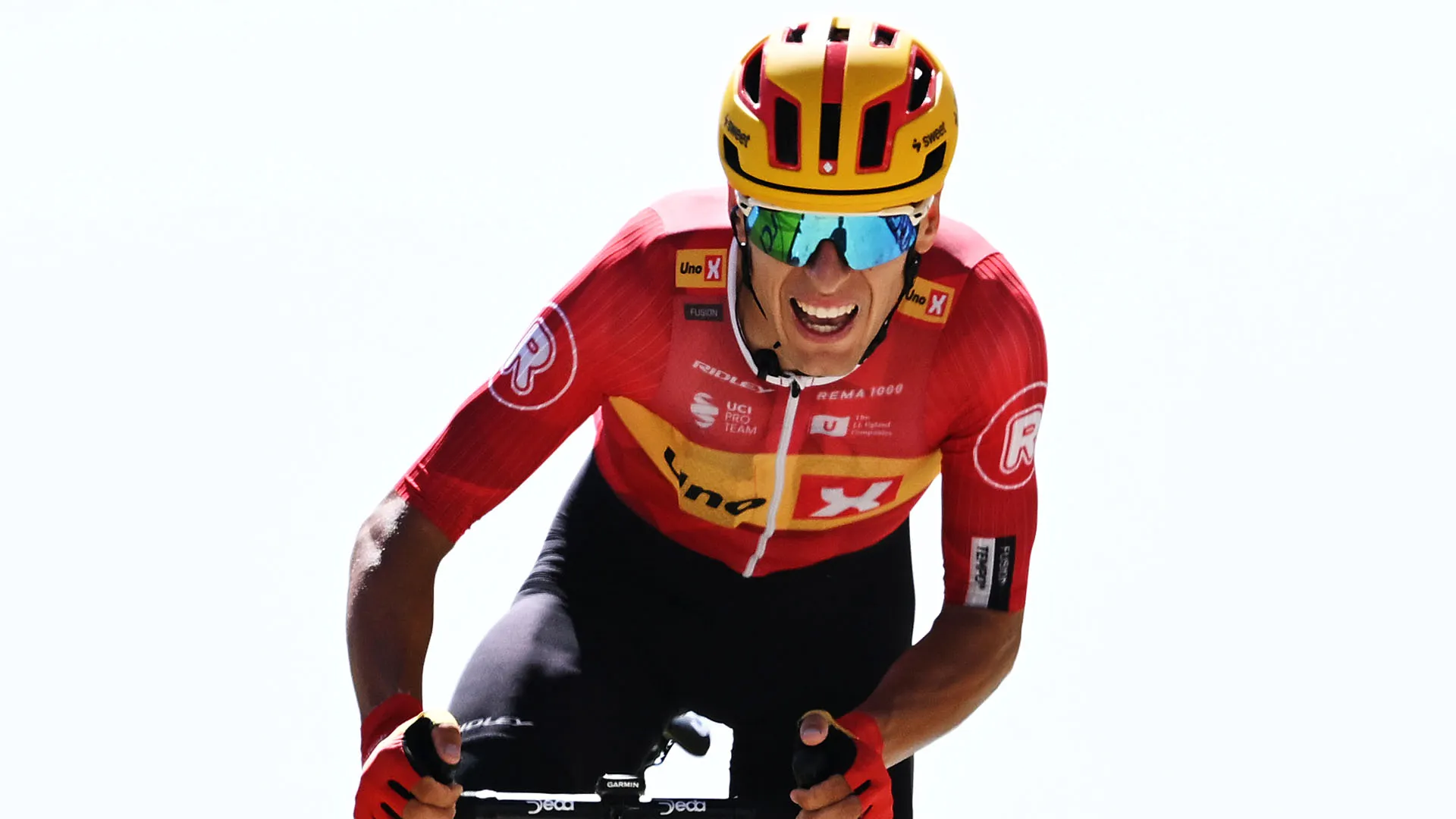 Il campione norvegese ha accusato un malore subito dopo aver tagliato il traguardo
