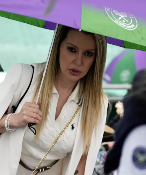 Cambia tutto a Wimbledon, tifosi colti di sorpresa: le foto