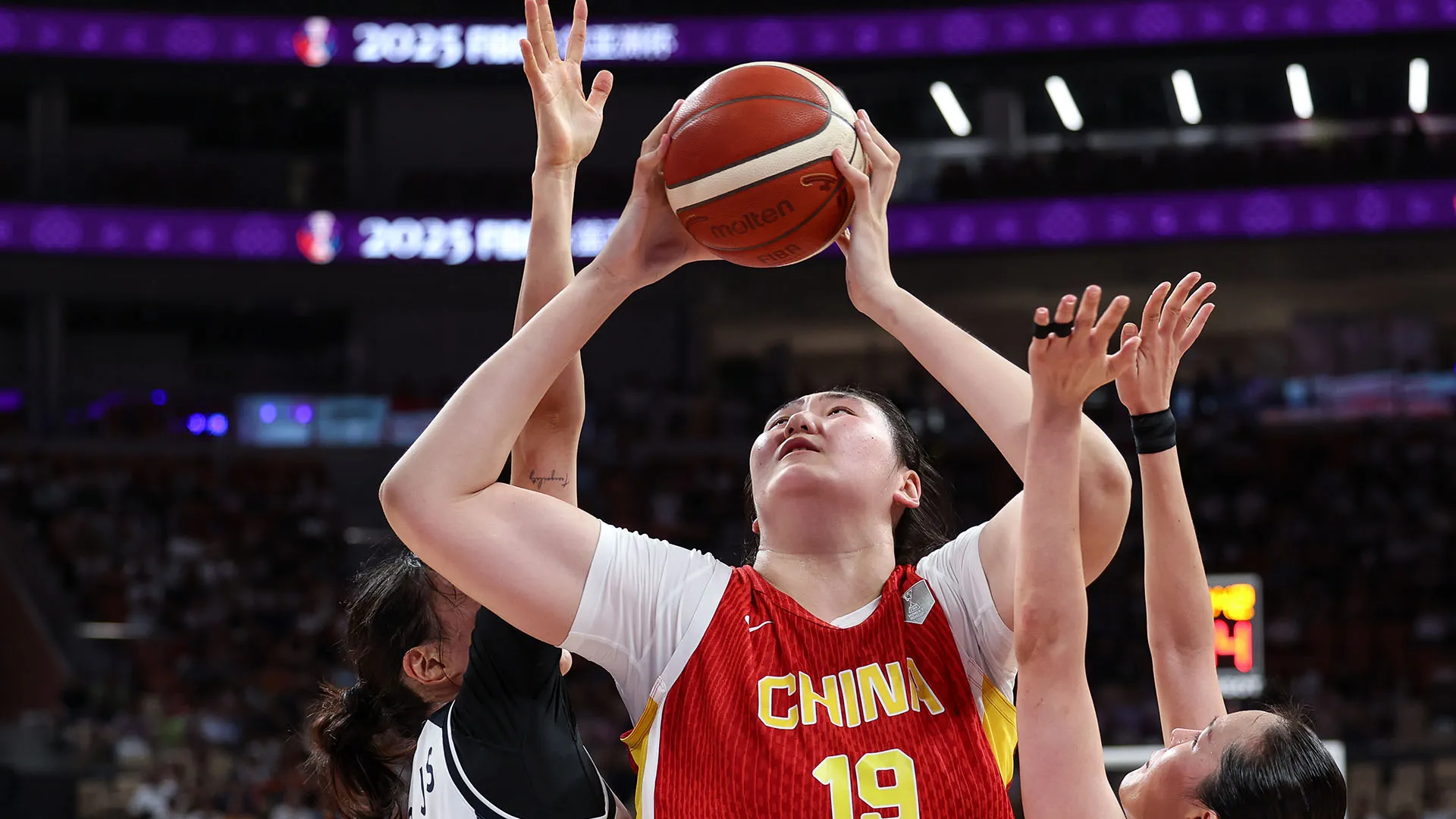 Zhang ha messo a segno 18 punti in 14 minuti disputati