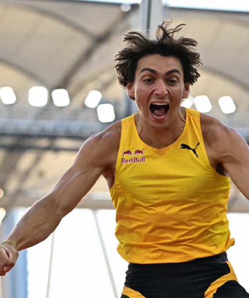 Armand Duplantis, la leggenda continua: è ancora record del mondo!