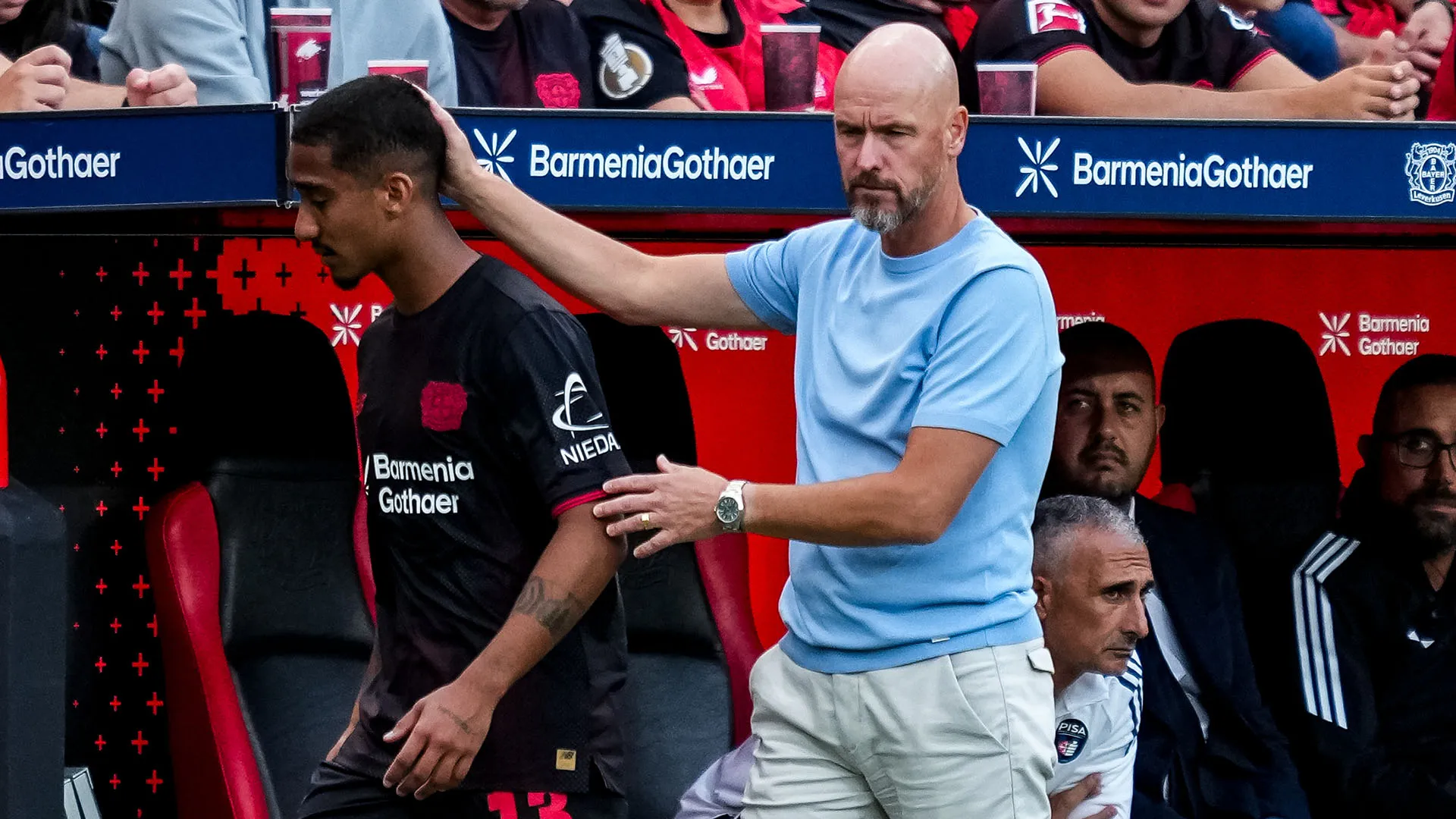 Erik ten Hag ha tentato di rincuorarlo