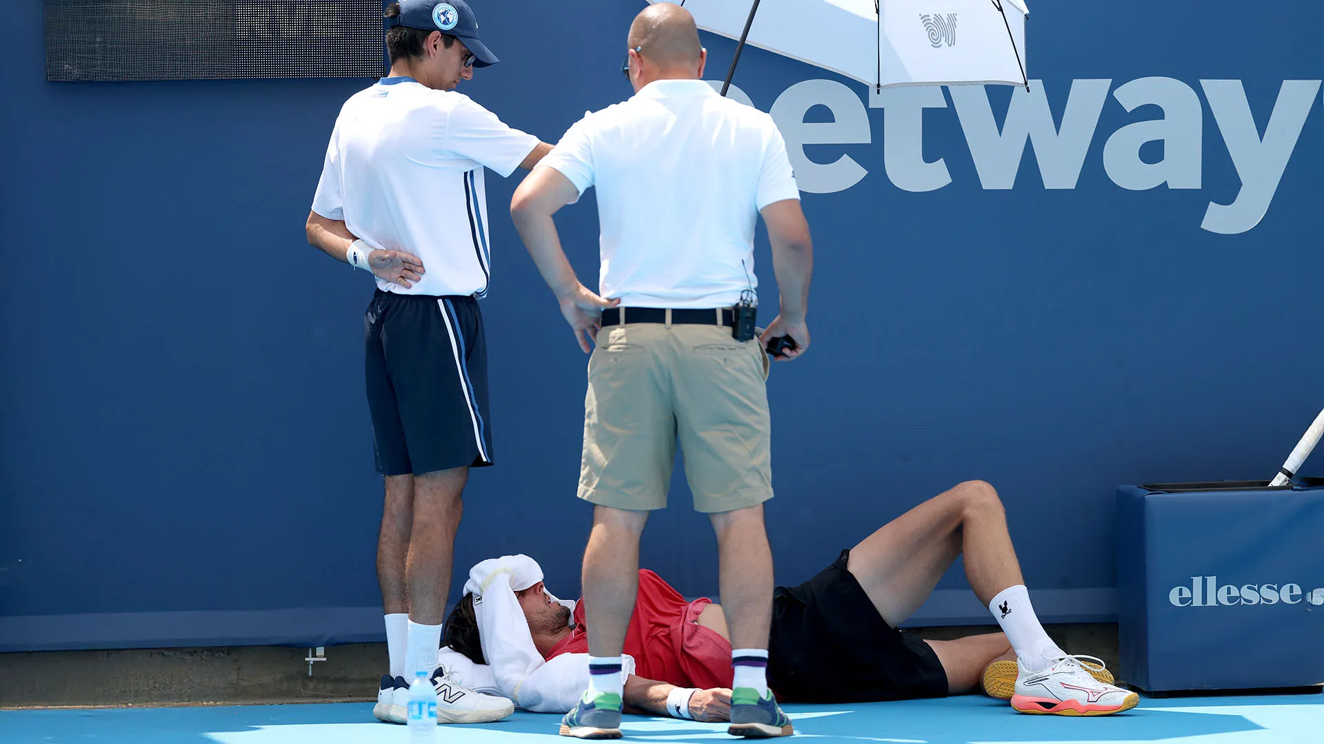 Rinderknech si è sentito male durante la sfida contro Felix Auger-Aliassime