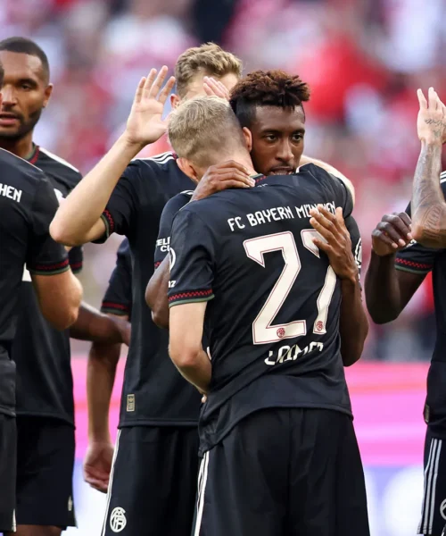 Gli sceicchi si presentano al Bayern Monaco con una montagna di soldi. Foto