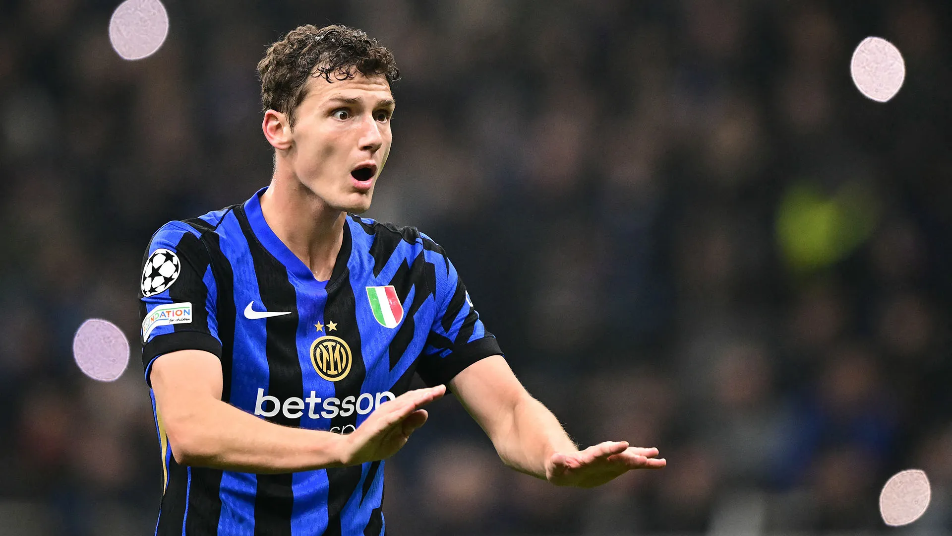 Pavard ha iniziato con il calcio che conta con la maglia del Lilla