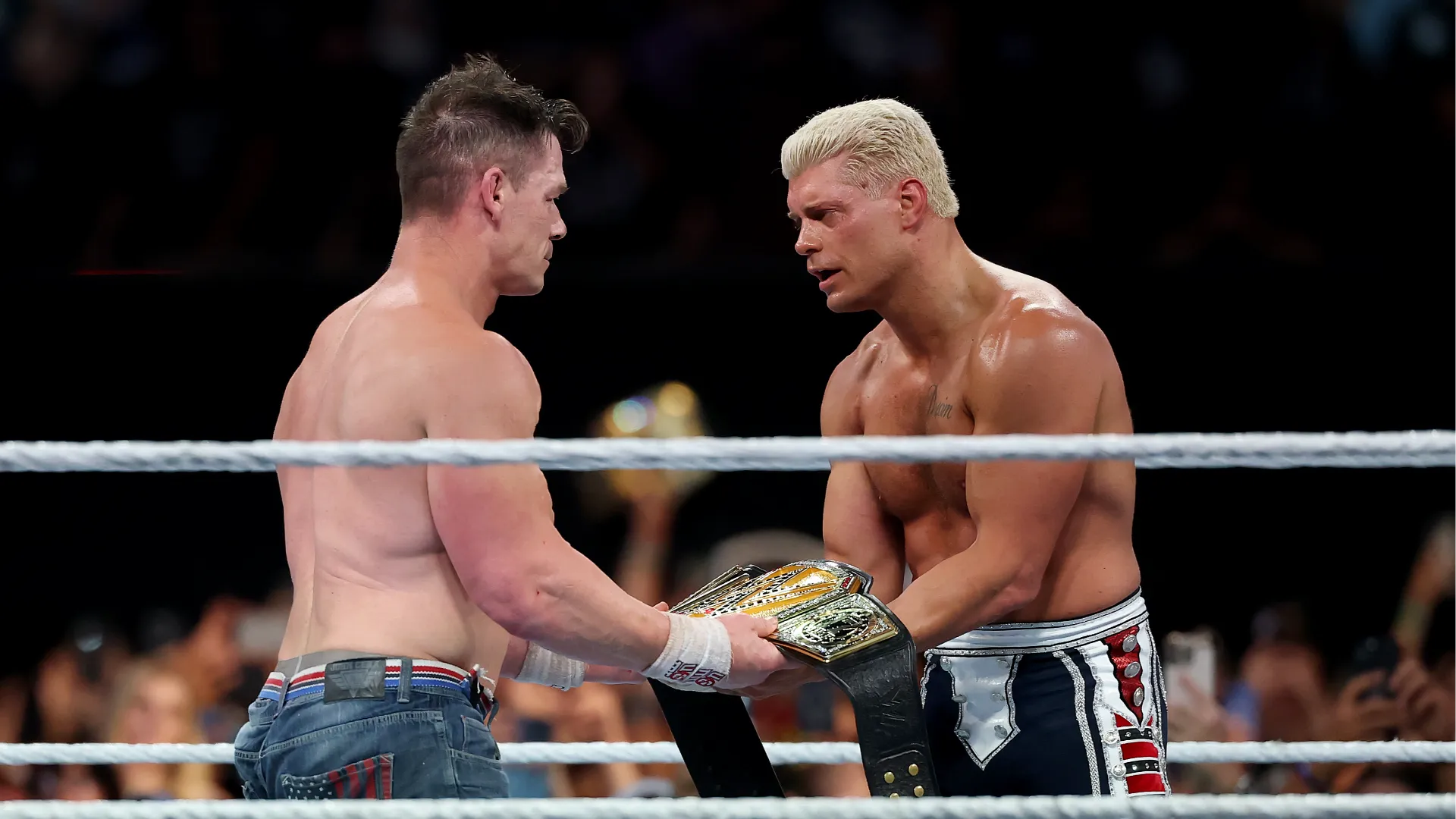 Rhodes ha battuto Cena ed è tornato campione del mondo in WWE