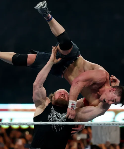 John Cena perde il titolo e viene aggredito da Brock Lesnar: foto