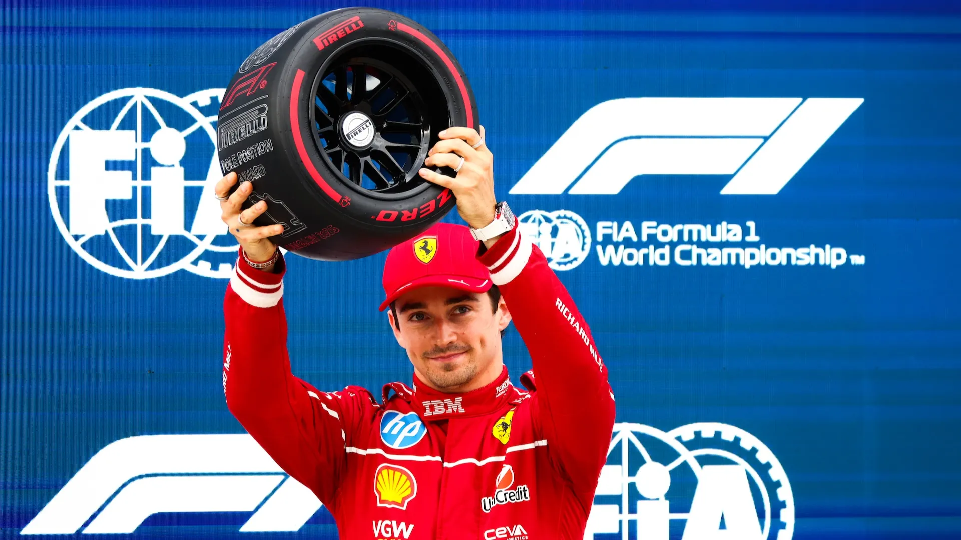 Charles Leclerc e Lewis Hamilton, le due facce della Ferrari