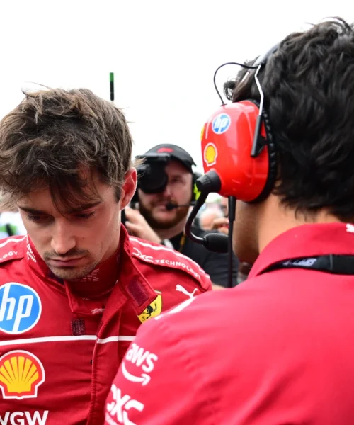 Rebus Ferrari, dai problemi di Leclerc alla frecciata di Russell: il clima resta infuocato