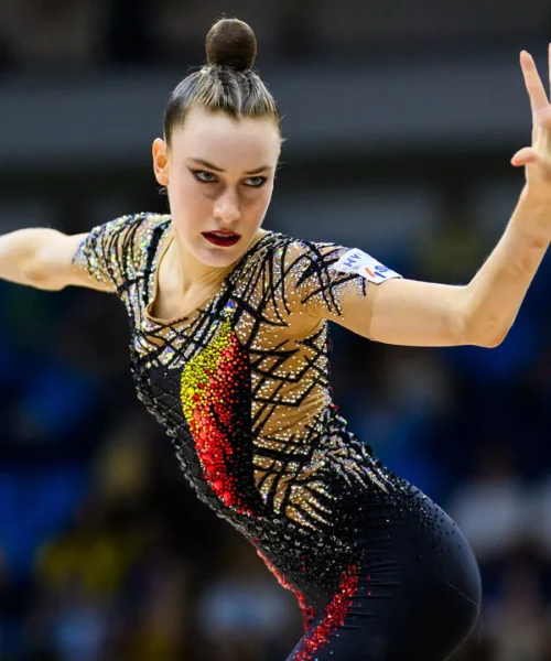 Darja Varfolomeev incanta con grazia e talento: le foto