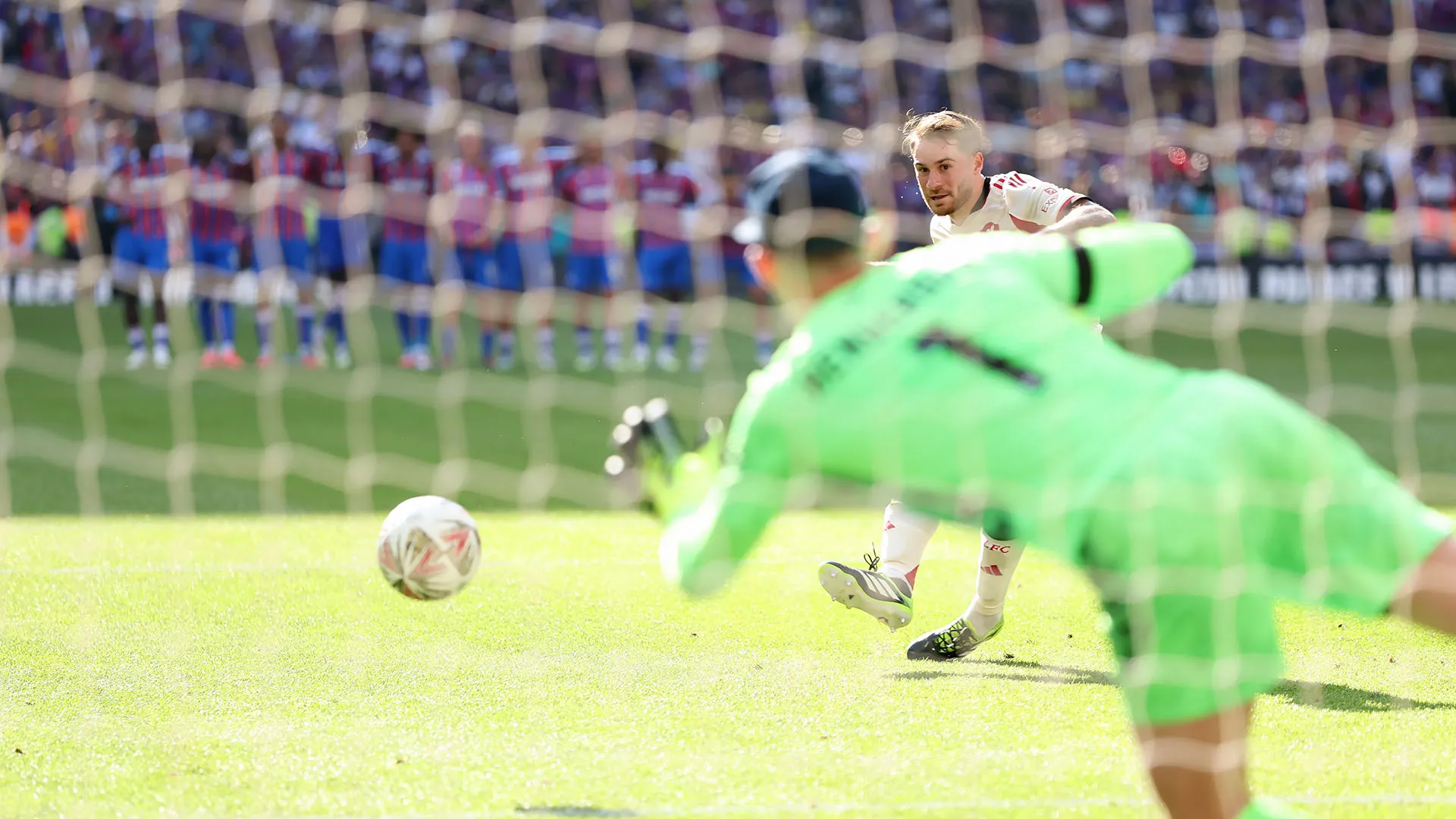Il Crystal Palace ha battuto il Liverpool ai calci di rigore, ed Henderson è stato il grande protagonista