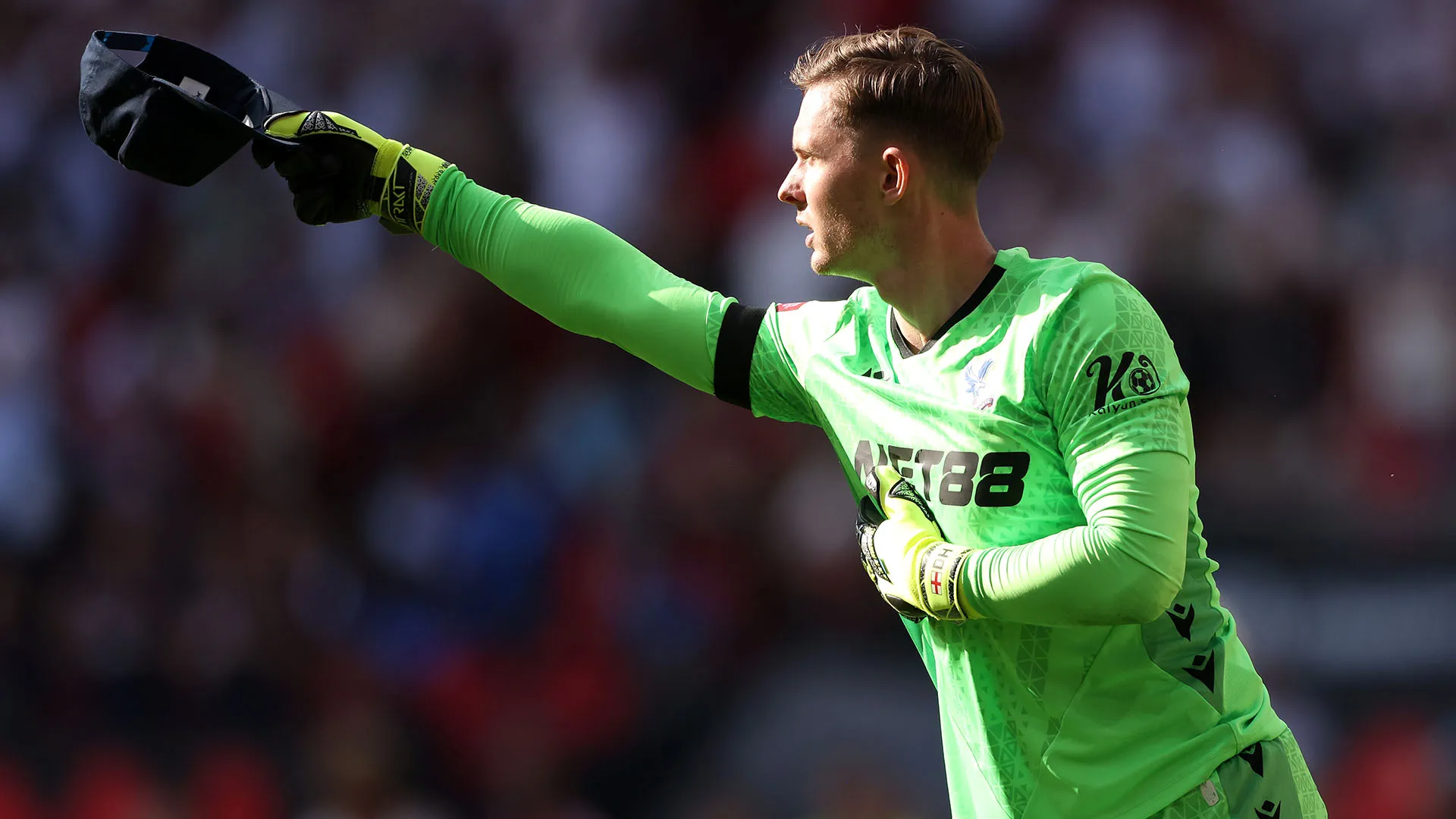 Durante la partita, le telecamere di BeIN Sports hanno svelato il "trucco" del portiere