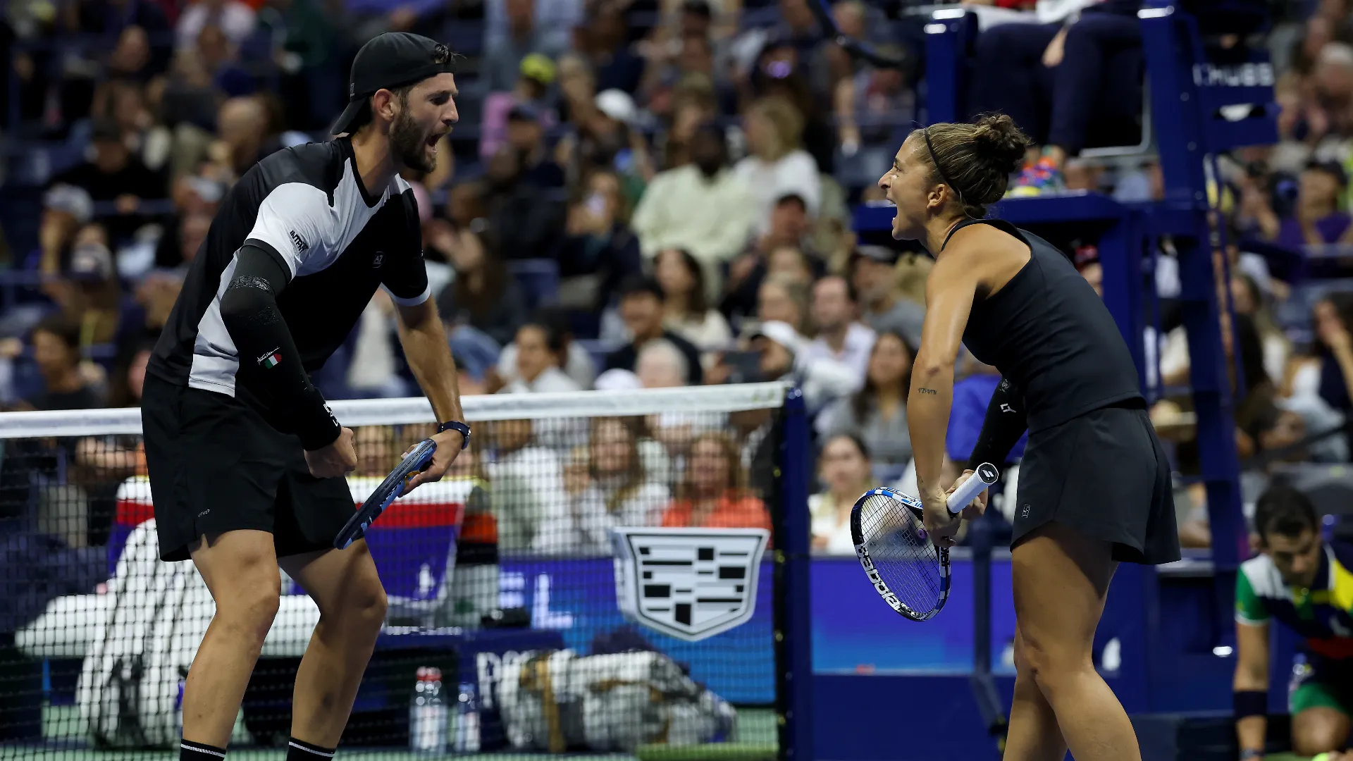 Errani e Vavassori si sono imposti in tre set per 6-3, 5-7, 10-6