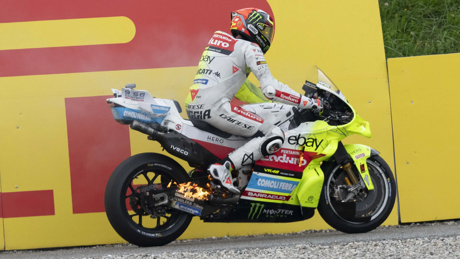 Momenti di paura durante il Gran Premio d'Austria di MotoGp
