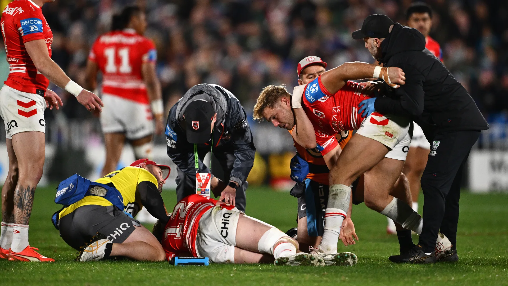 Grandissimo spavento durante il match NRL tra i New Zealand Warriors e gli St George Illawarra Dragons
