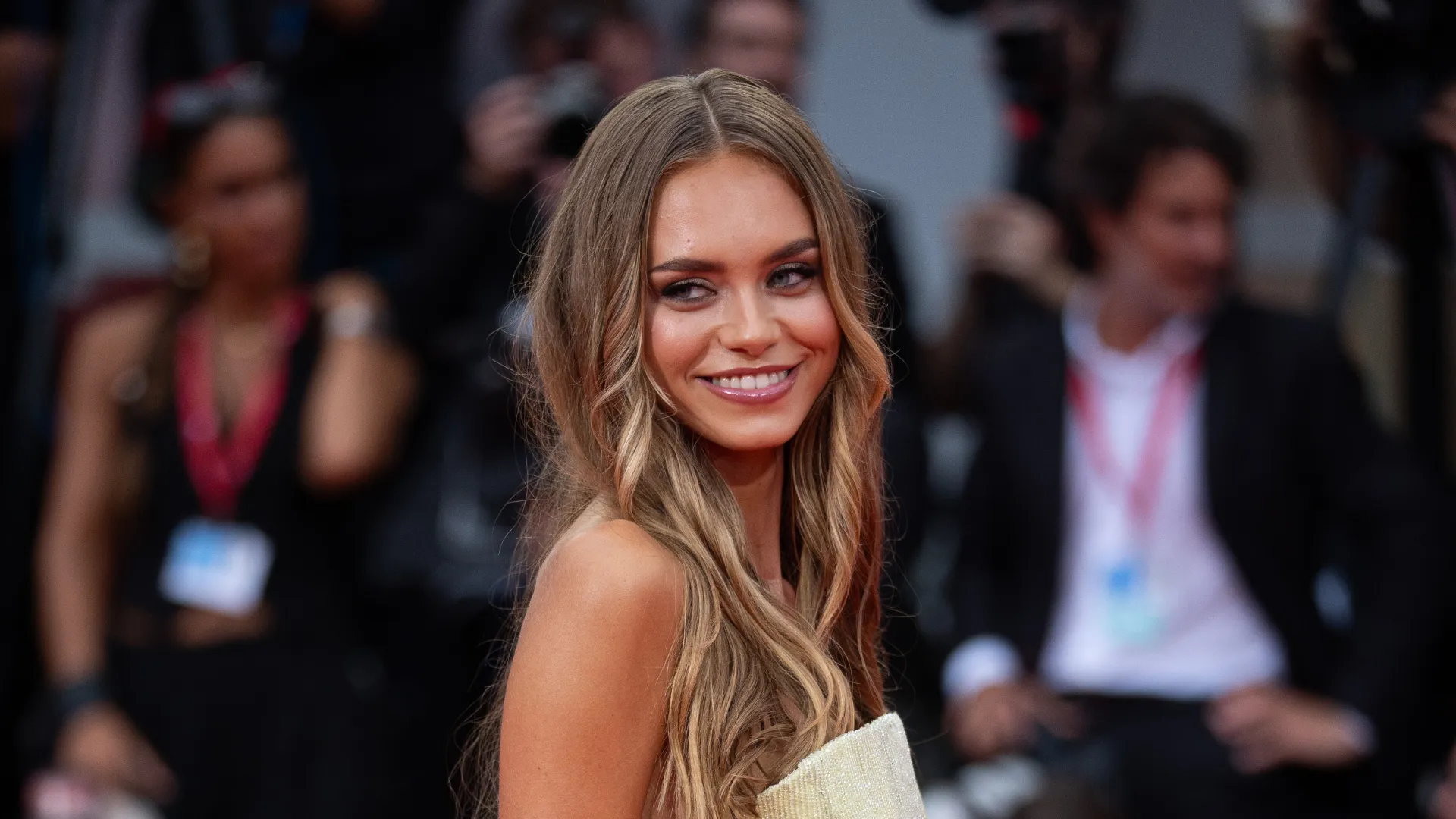 Laila Hasanovic ha incantato sul red carpet