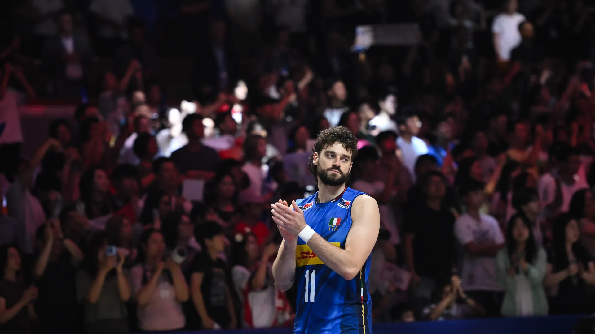 Mentre i giocatori polacchi ricevevano la medaglia d'oro, alle loro spalle sui maxi schermi campeggiava la scritta "Italia campione": una gaffe vera e propria degli organizzatori.
