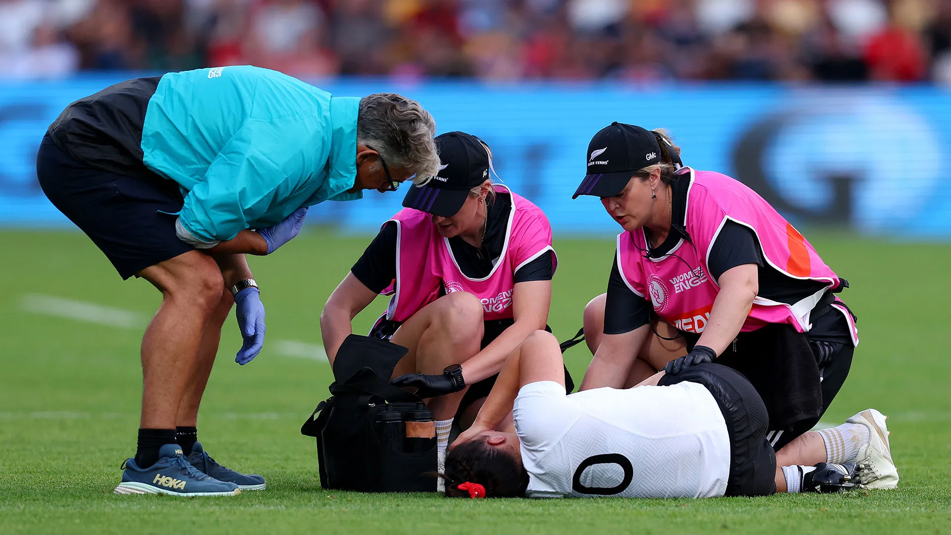 La campionessa è stata immediatamente soccorsa dallo staff medico