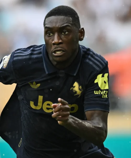 Juventus in pressing per Kolo Muani: contatti con il PSG ma è rebus Vlahovic
