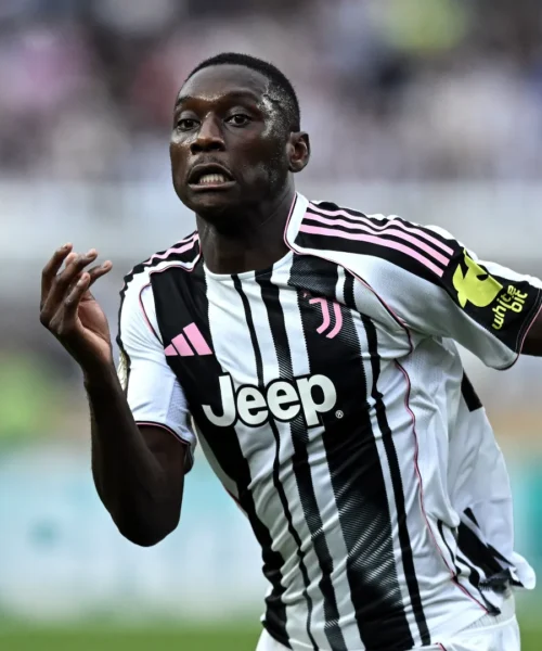 Calciomercato Juventus: è fatta per due cessioni di lusso, torna Kolo Muani