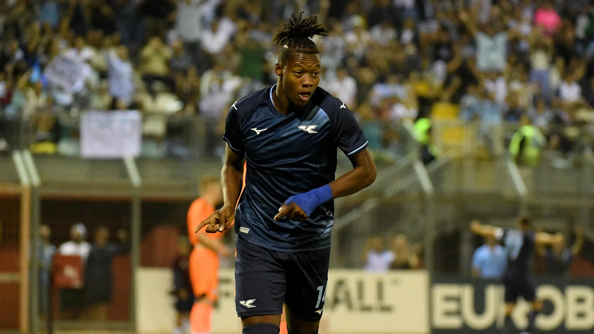 Domenica la Lazio affronterà il Como in campionato