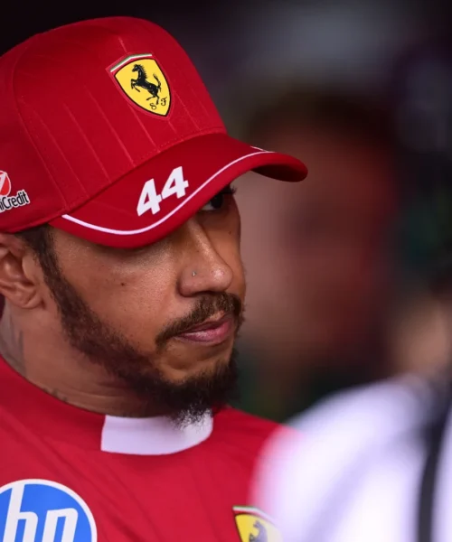 Ferrari, rivoluzione Lewis Hamilton: né Riccardo Adami, né “Bono”