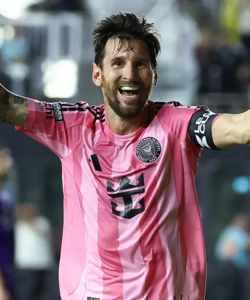Messi torna dall’infortunio e si scatena: Inter Miami in finale. Le foto
