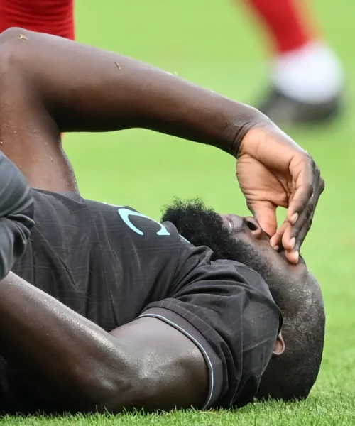 Napoli in allarme: infortunio in amichevole per Lukaku, le sue condizioni