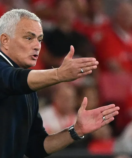 Il Fenerbahce ha annunciato il successore di Mourinho