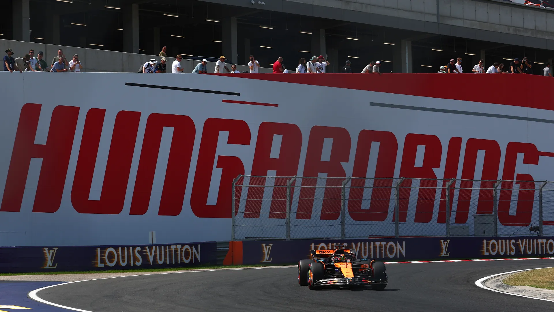 F1, GP Ungheria: doppietta McLaren, poi le Ferrari nelle libere 3