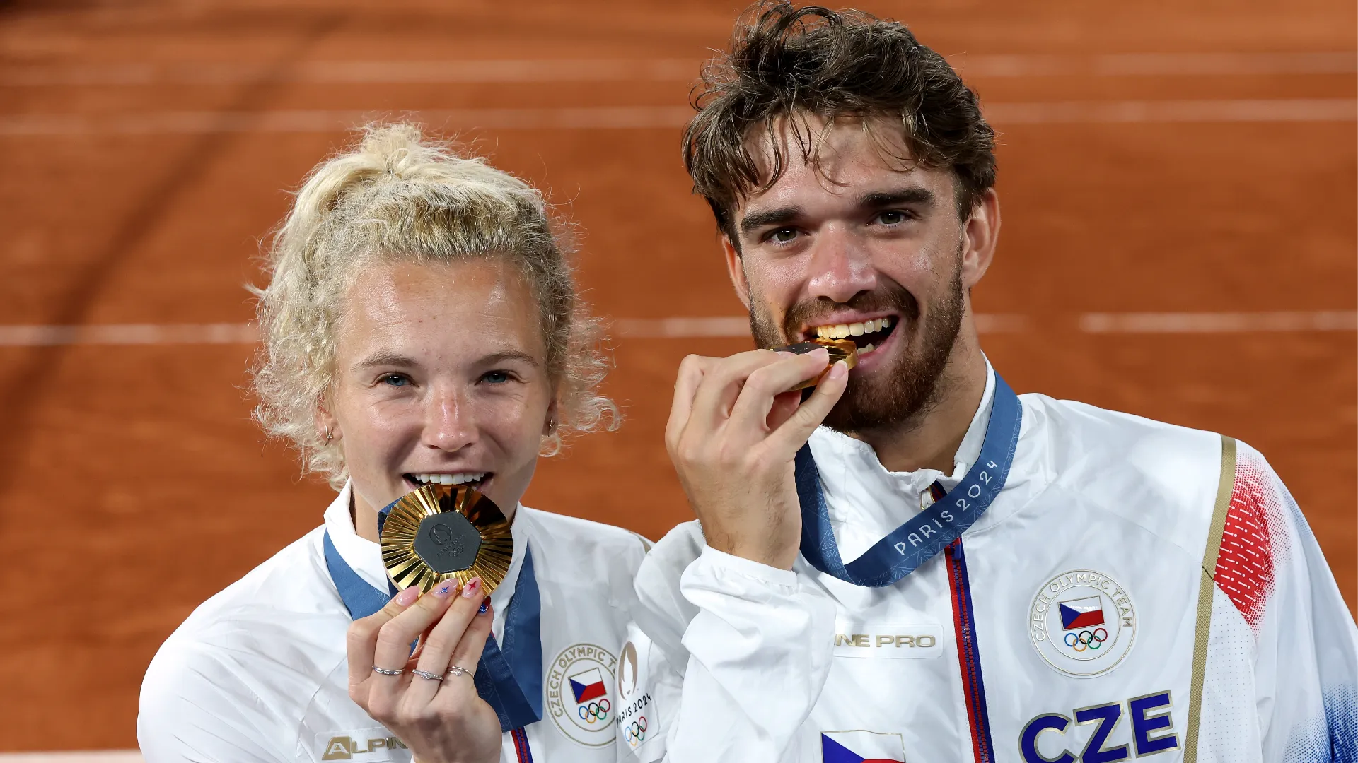 Ha vinto la medaglia d'oro a Parigi 2024 nel torneo di doppio misto