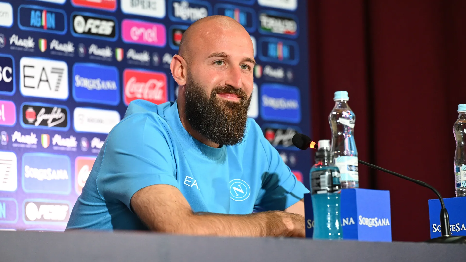 Napoli, Vanja Milinkovic-Savic: “Non mi taglio la barba, a meno che…”