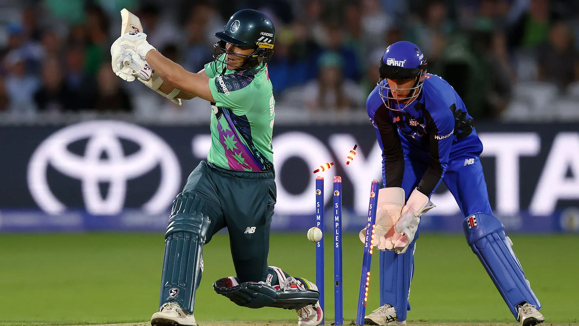 Grandi protagonisti Rashid Khan e Sam Curran