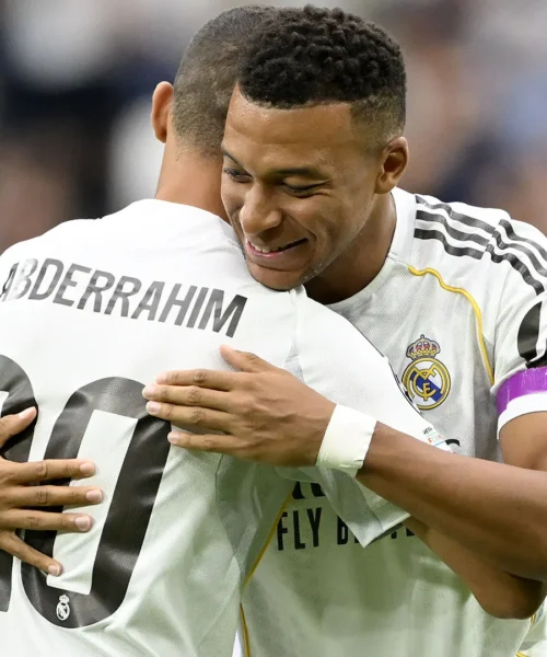 Il Real Madrid ha un nuovo numero 10: le foto