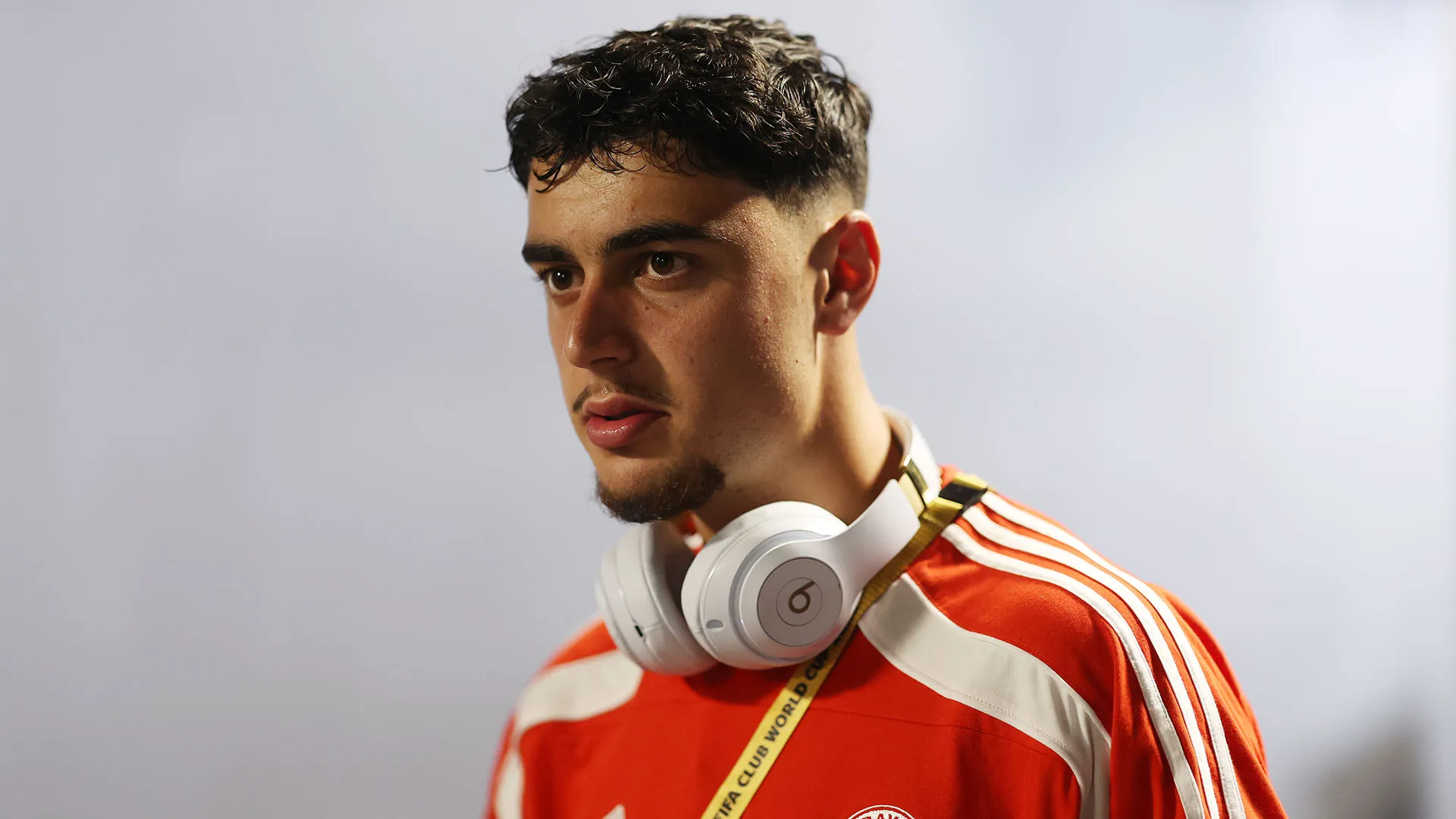 Pavlovic gioca nella prima squadra del Bayern Monaco dal 2023
