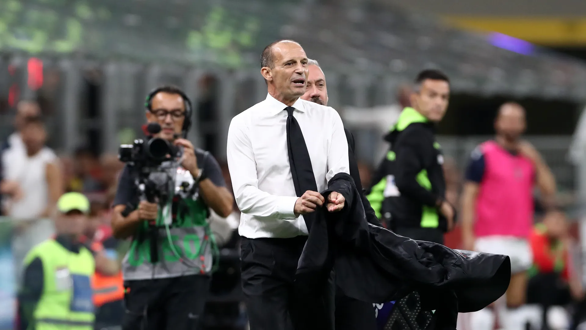 L'arbitro lo ha espulso