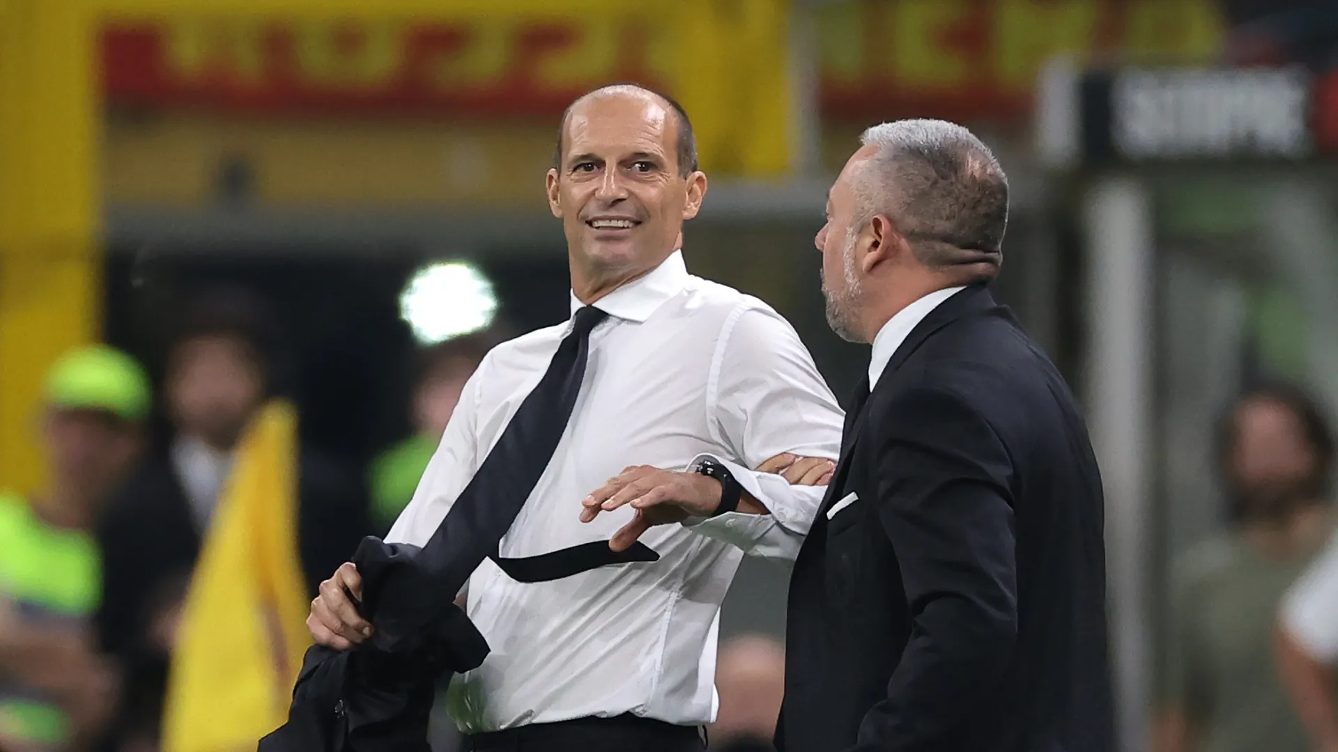 Sfuriata di Allegri: l'allenatore del Milan viene cacciato