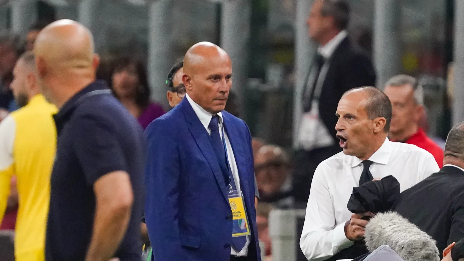 L'arbitro aveva inizialmente assegnato un rigore per fallo su Nkunku, poi tolto per una revisione del VAR