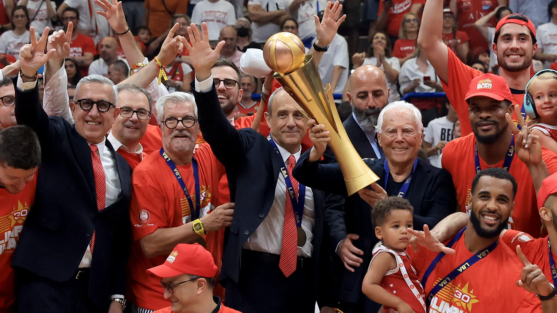Sotto la sua gestione, l’Olimpia ha vinto 6 campionati italiani