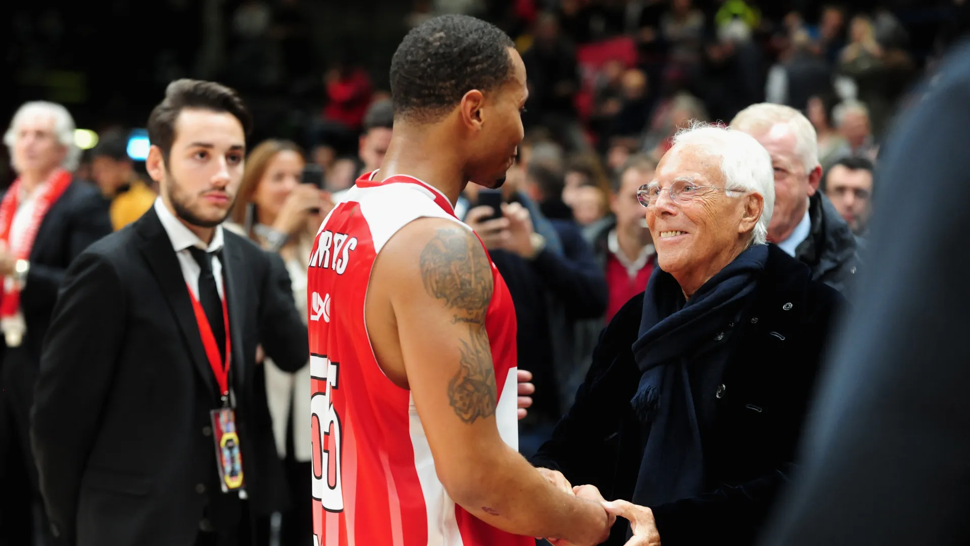 Ha investito in giocatori di alto livello come Sergio Rodriguez, Nikola Mirotic, Nicolò Melli, Kyle Hines, Alessandro Gentile, Shabazz Napier, Shavon Shields, Luigi Datome, Curtis Jerrells